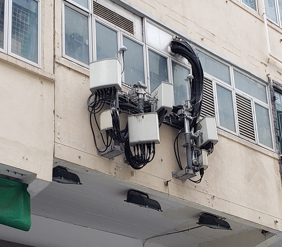 5Gパネルアンテナ 