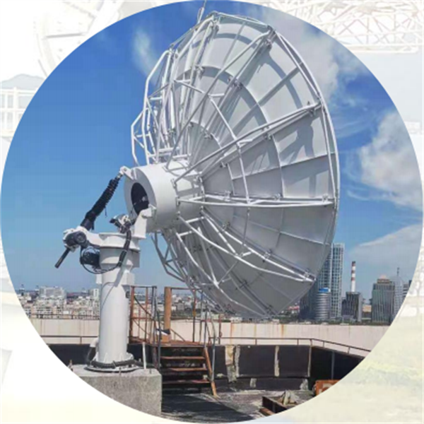 地球局アンテナ 2.4mアンテナ