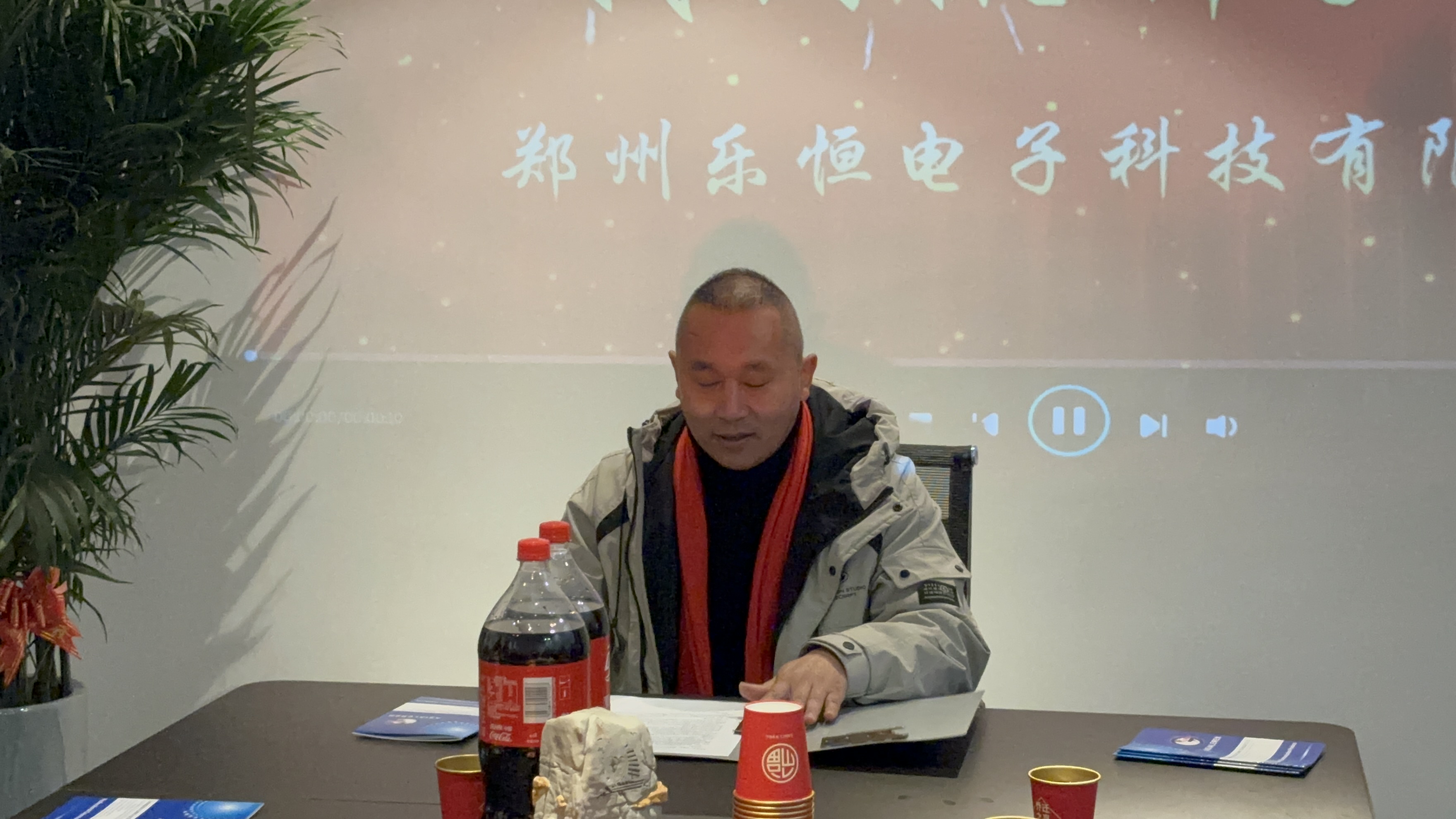 耿総経理がスピーチ